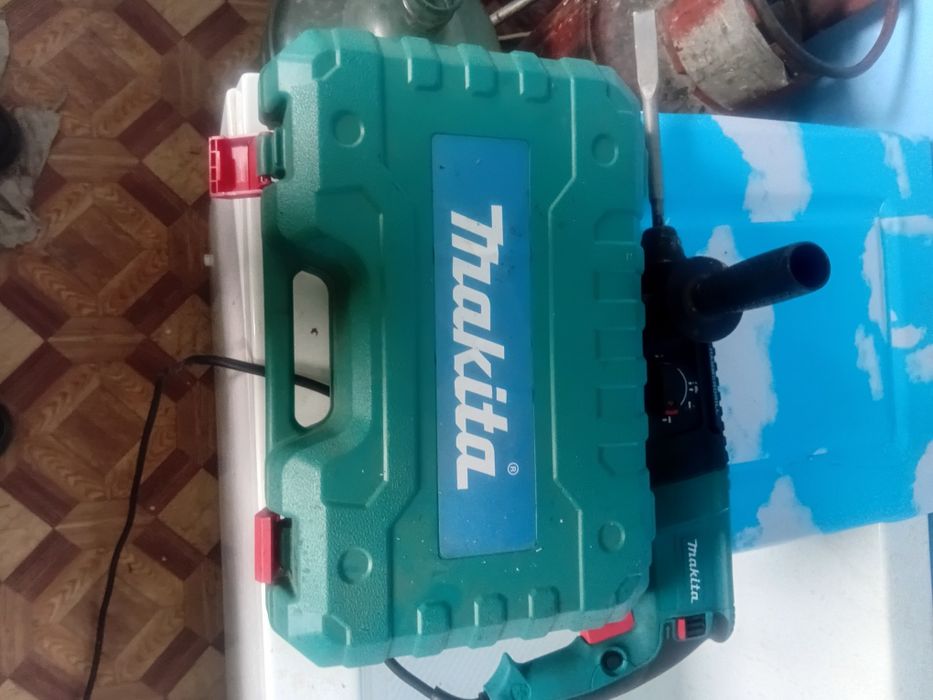 Продам перфоратор в хорошем, рабочем состоянии