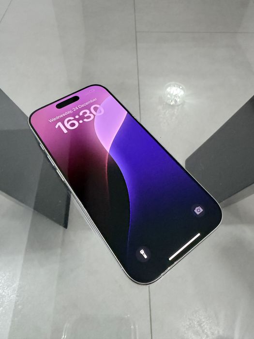 iPhone 16 Pro white titanium 128Gb • ca NOU • baterie 95% •