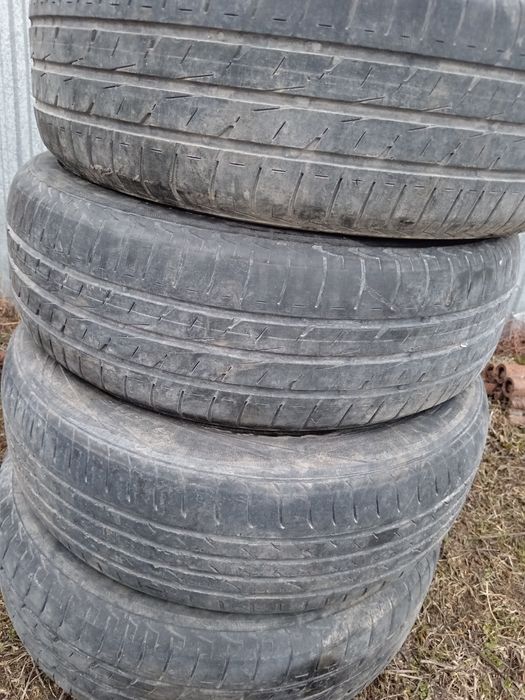 Продам шины комплект