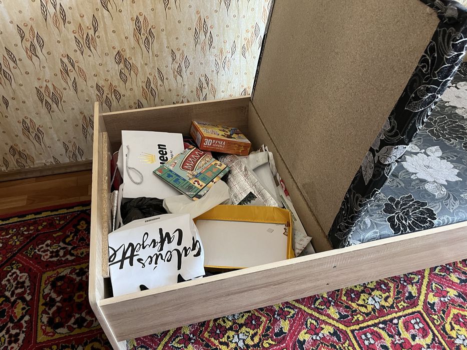 Продам кровать, диван