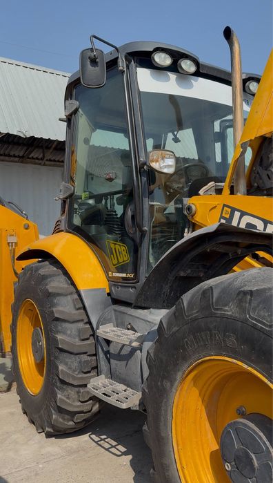JCB Погрузщик Эксковатор