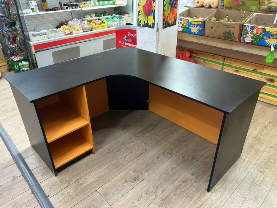 Кассовые столы для магазина