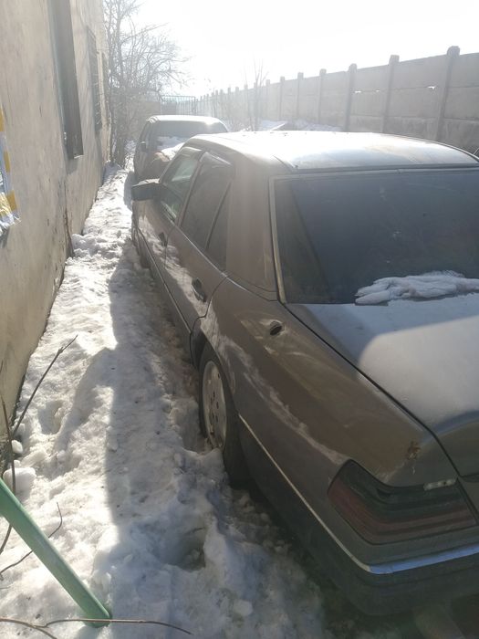 Мерседес Бенц 230