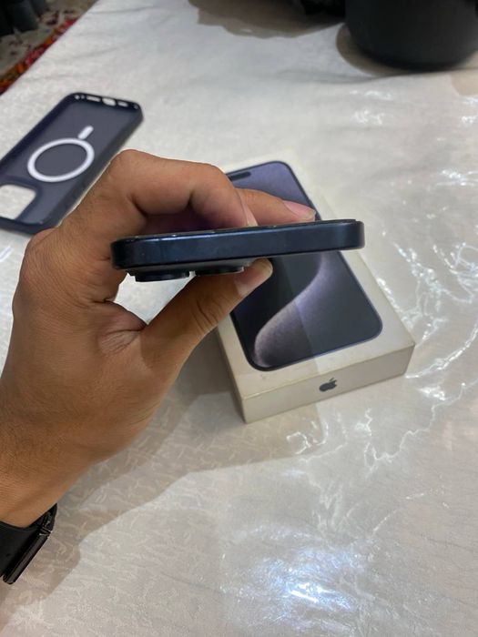 iPhone 15 pro max 256gb blue srochno prodam