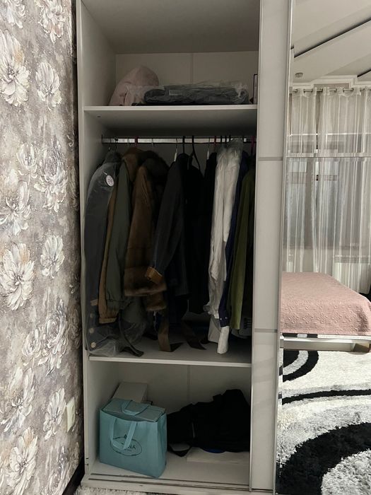 Продается спальная гарнитура