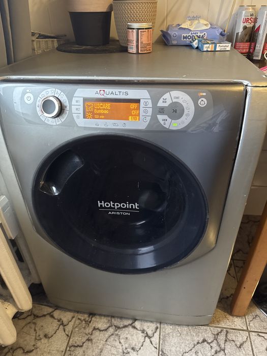 Masina de spalat cu uscator Hotpoint AQD970D49