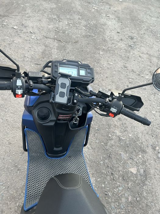 Скутер Tank 150