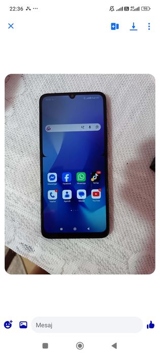 Redmi c 13 telefonul a fost ținut doar cu folie  și husa