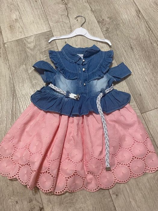 Продам новое детское платье на 2 года Турция