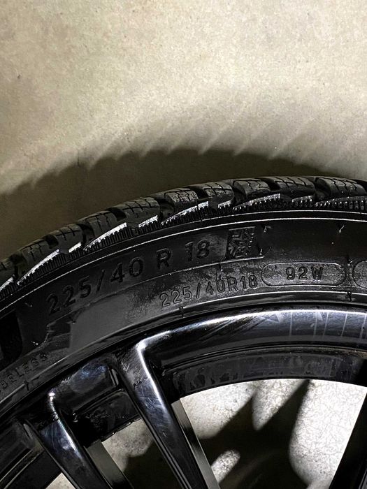 Зимни гуми Мишелин Пилот Алпин 5 - 225/40/18 ДОТ 24/25
