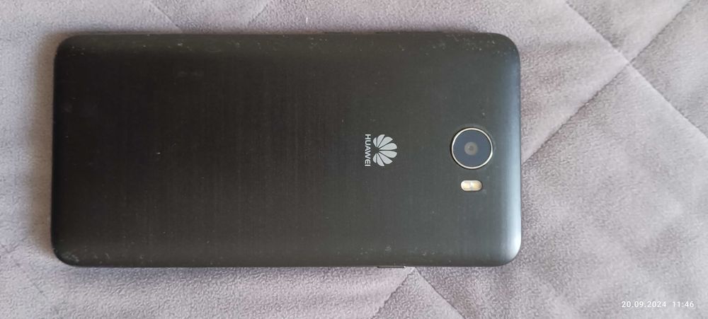 Смартфон Huawei L21