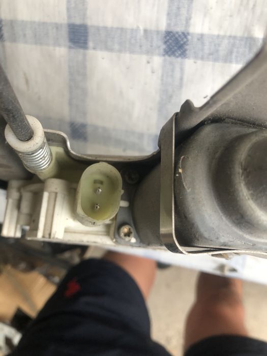Стеклоподъемник на БМВ Е53 BMW E39 передний правый.