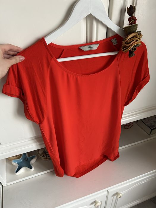 Tricou S, nou, nepurtat