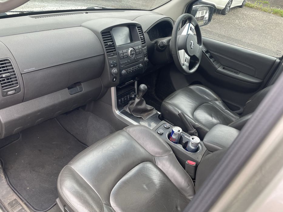 NISSAN Unknown Model 2010 — imagine 4