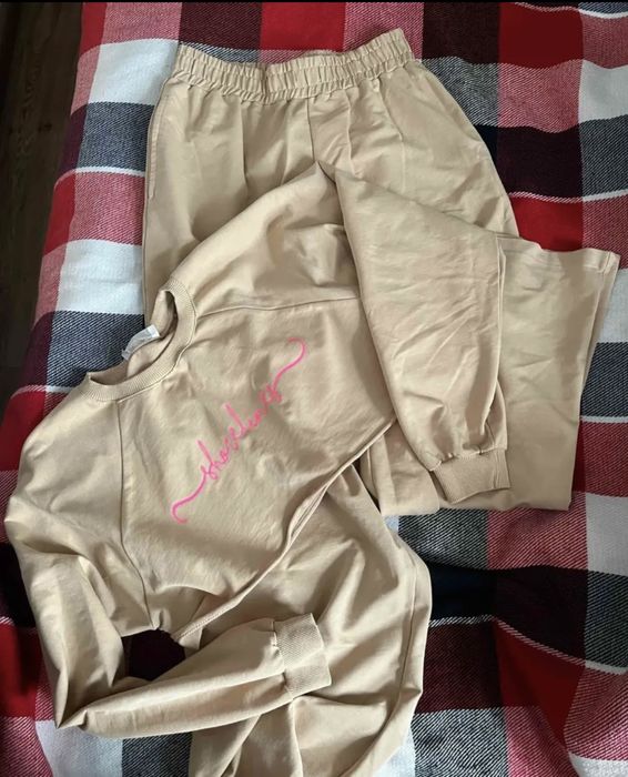 Джинсы, платье, кофты, рубашки муж. , трико