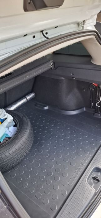 LOGAN MCV 0.9 benzina+GPL/2015