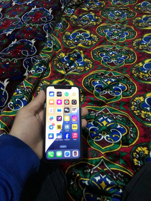 Iphone xs 100% kafolatlangan