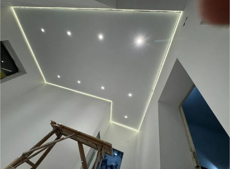 Натяжные потолки.  монтаж и демонтаж Натяжных потолков