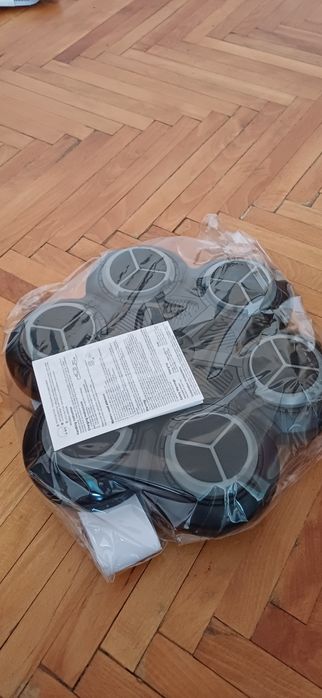 1. Produs NOU. Antrenor de Box Electronic cu Muzică și Lumini LED. Mai am si un sac, gonflabil, de box pt copii.