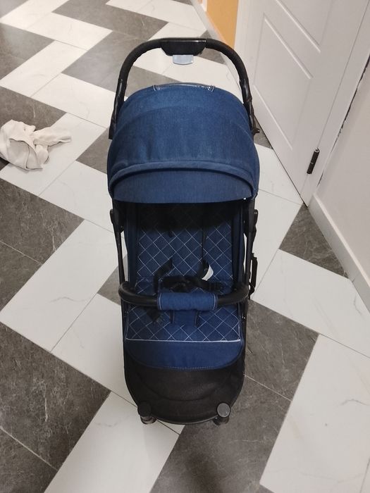 Продается детская коляска в идеале