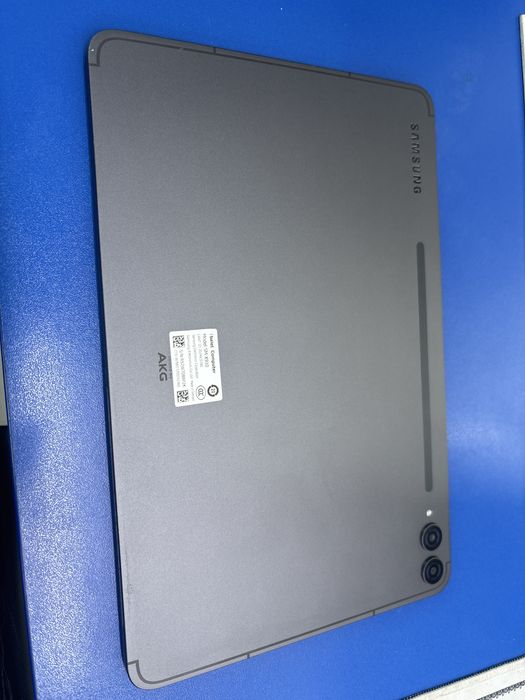 Samsung Galaxy Tab S10Ultra планшет