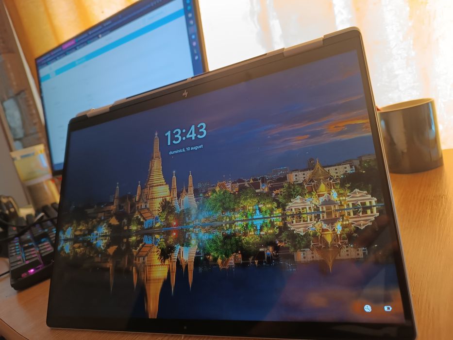 Laptop HP envy x360 2 in 1 16gb RAM DDR5 14" AMD Ryzen