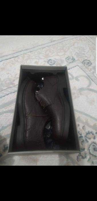 Мужские туфли новые очень стильные