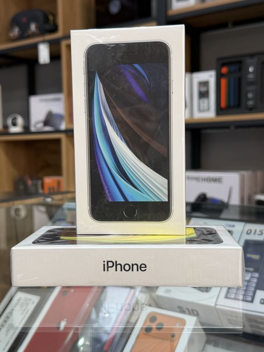 Perfectum Iphone se 2020 64 новый