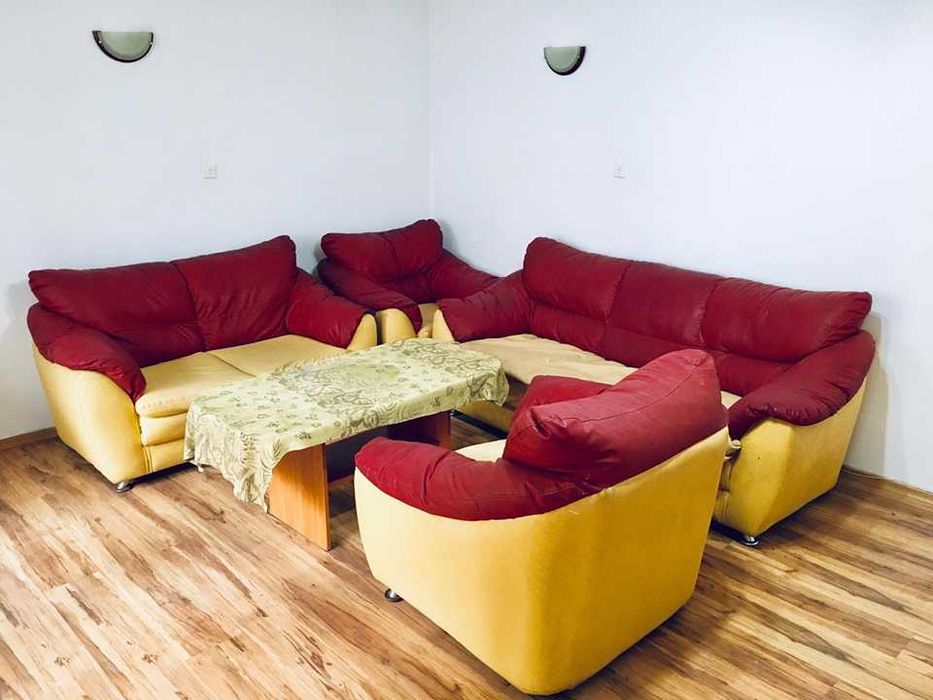 Дава се под наем Тристаен апартамент в Бургас, Възраждане - 105 кв.м за 114.75 € - Снимка #1