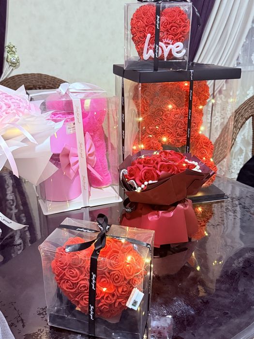 Мыльные 99, 52 розы