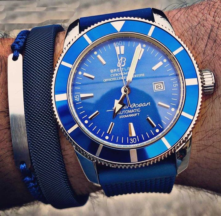 Breitling Superocean синьо