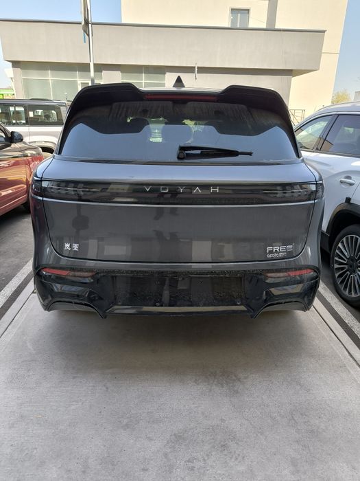 Voyah Free  Hyb 318 full 2025 restaling