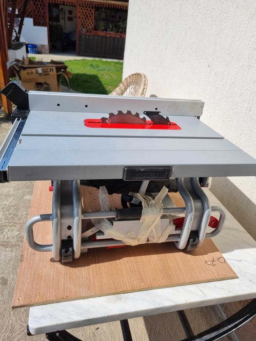 Circular masa Bosch Professional