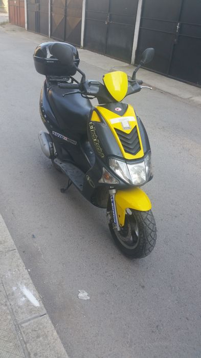 Скутер Кимко Кимко