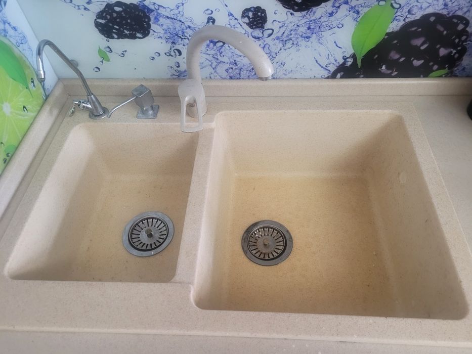 Продам кухонный гарнитура