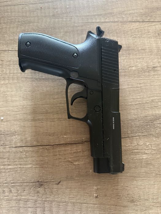 Original swiss army airsoft  p226