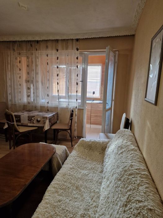 Отдавам под наем