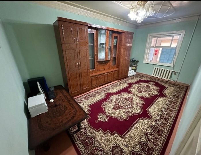 Продаётся 3х ком кв.  1 этаж. 5мкр