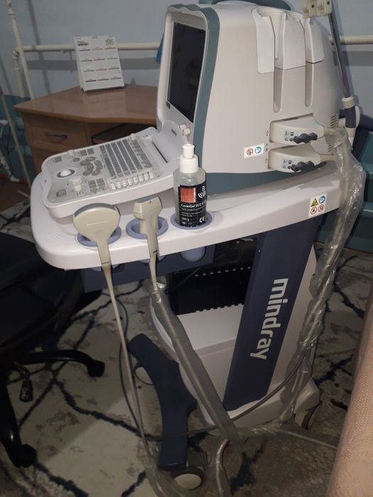 УЗИ аппарати сотилади