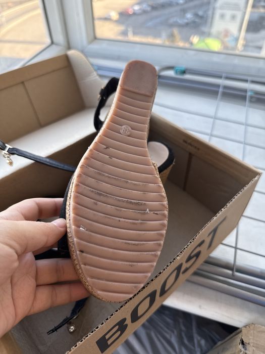 Продам обувь летнюю