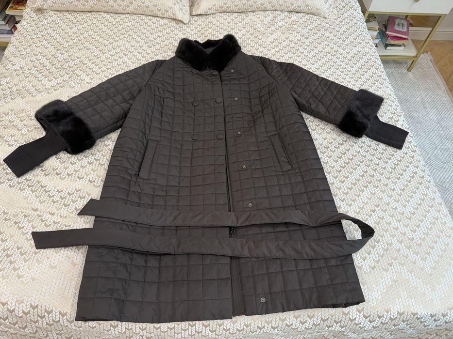 Женский пуховик норка на воротнике и на рукавах