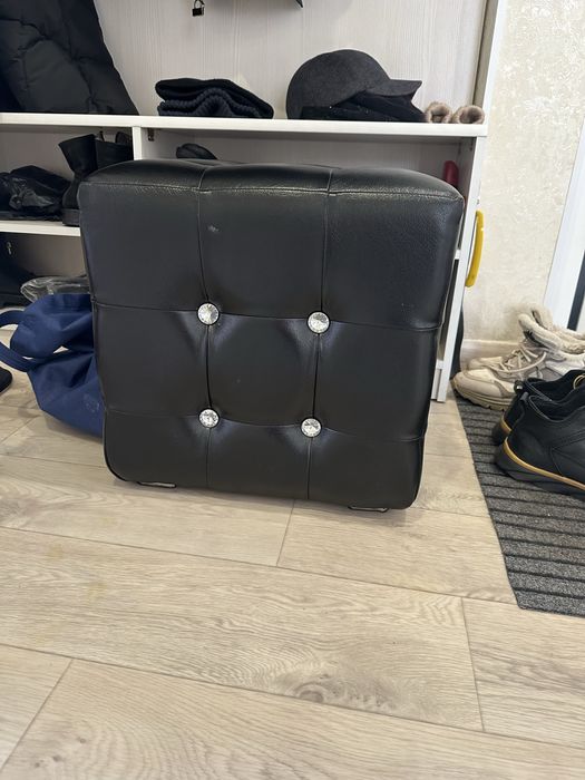 Продам пуфик в хорошем состояний