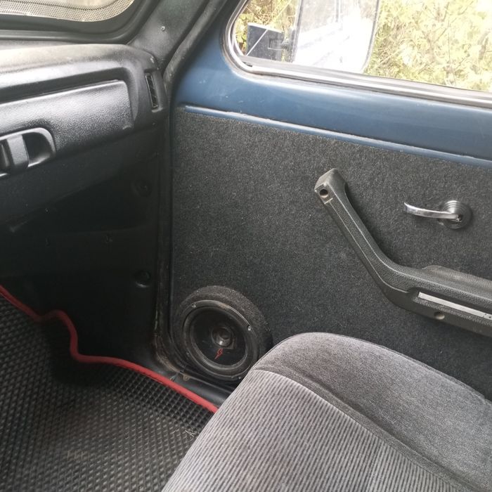 Продам нива 21213