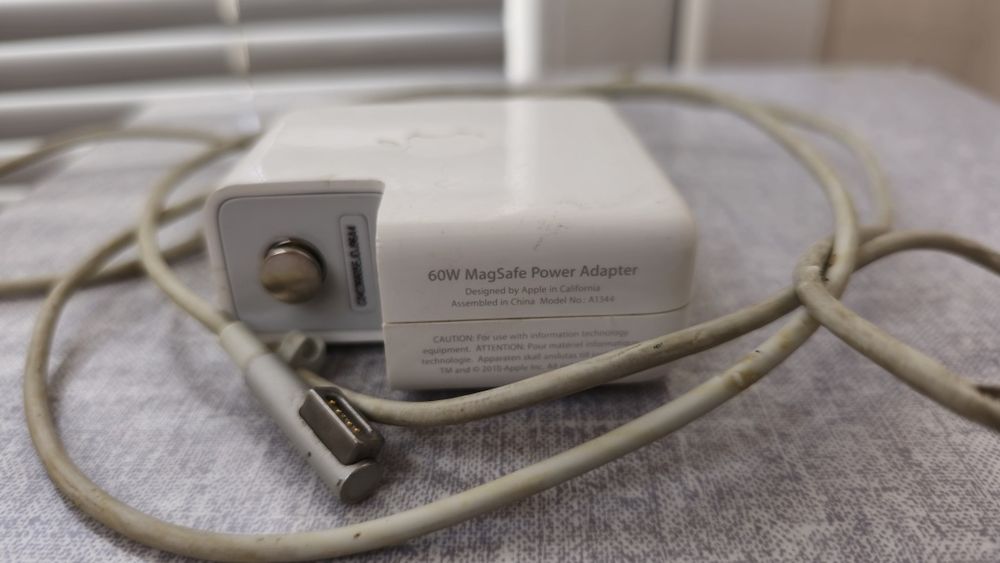 Оригално зарядно за Apple Macbook - MagSafe 60W А1344