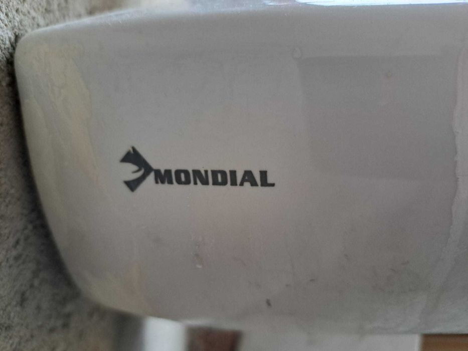 Chiuveta Lavoar baie Mondial vase WC freestanding cu rezervor si capac