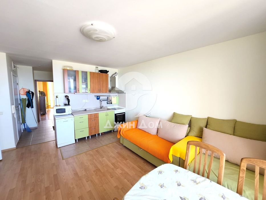 Продава се Двустаен апартамент в Свети Влас - 59 кв.м за 1390 €/кв.м - Снимка #2