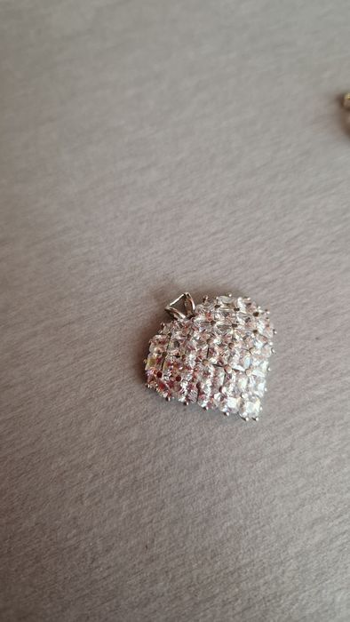 Сребърна висулка сърце