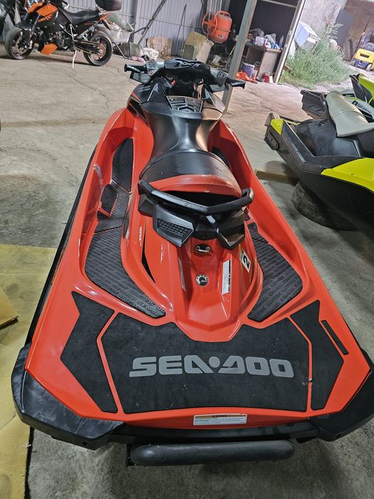 Гидроцикл sea-doo rxp 300