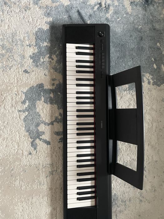 Pian Yamaha piaggero NP-12B