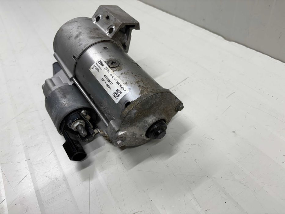 Стартер БМВ Г - серия 2.0 Дизел